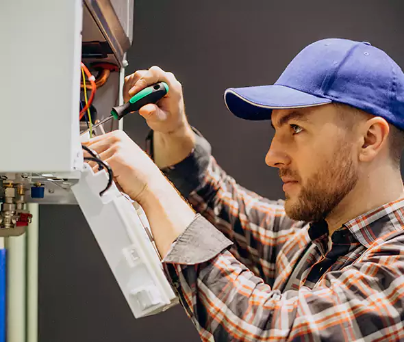 Expert Plumber for Tankless Water Heater Maintenance in Lewisville, TX: Schedule Professional Maintenance Services with Us